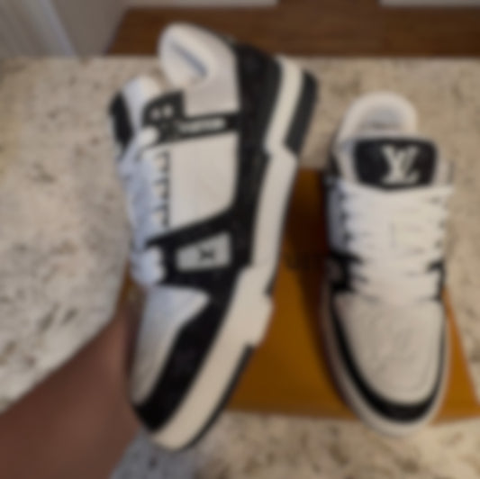 LVT